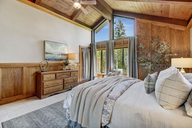 7916 Laurelridge Ct, Fair Oaks, CA 95628