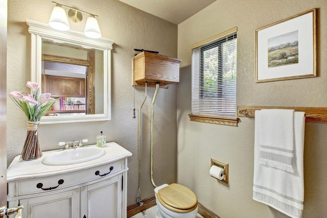 7916 Laurelridge Ct, Fair Oaks, CA 95628