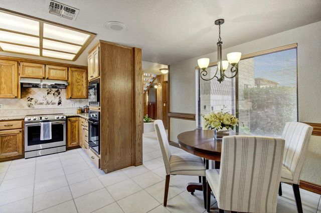 7916 Laurelridge Ct, Fair Oaks, CA 95628