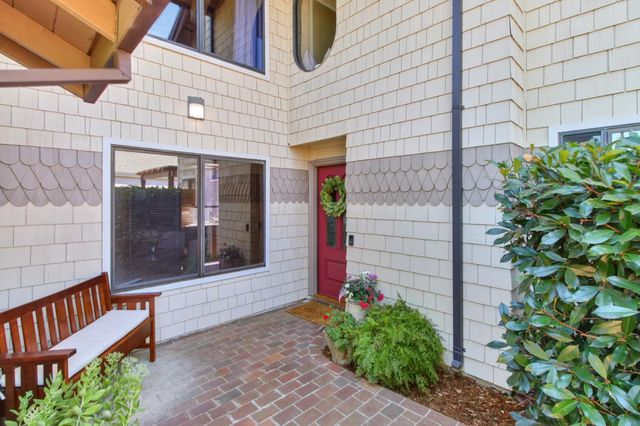 7916 Laurelridge Ct, Fair Oaks, CA 95628