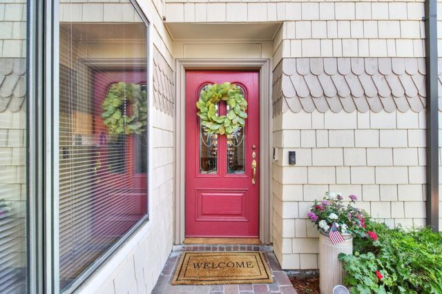 7916 Laurelridge Ct, Fair Oaks, CA 95628