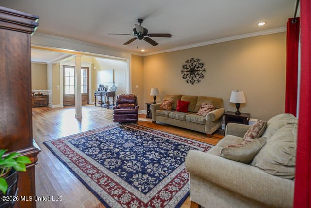 8807 Dehart Road, Olive Branch, MS 38654