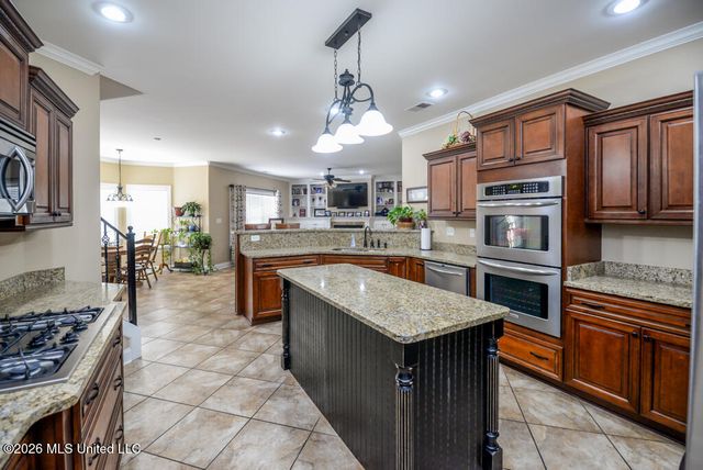 8807 Dehart Road, Olive Branch, MS 38654
