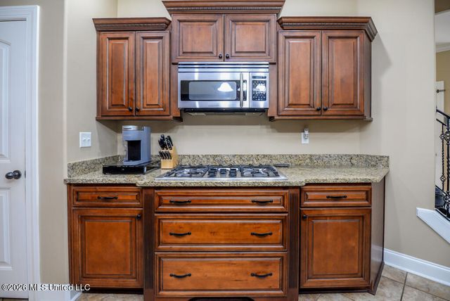 8807 Dehart Road, Olive Branch, MS 38654