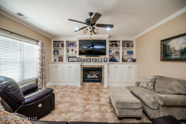 8807 Dehart Road, Olive Branch, MS 38654