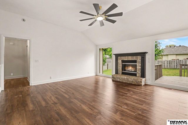 705 Eagle View Drive, Papillion, NE 68133