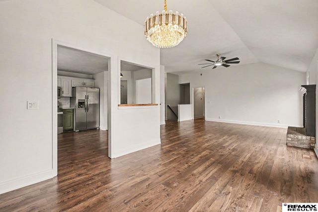 705 Eagle View Drive, Papillion, NE 68133