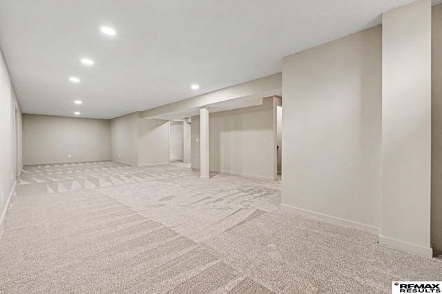 705 Eagle View Drive, Papillion, NE 68133