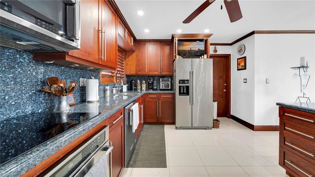 10435 SW 92nd St, Miami, FL 33176