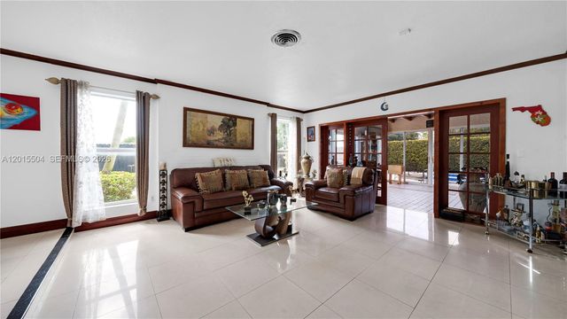 10435 SW 92nd St, Miami, FL 33176