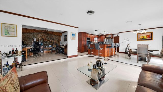 10435 SW 92nd St, Miami, FL 33176