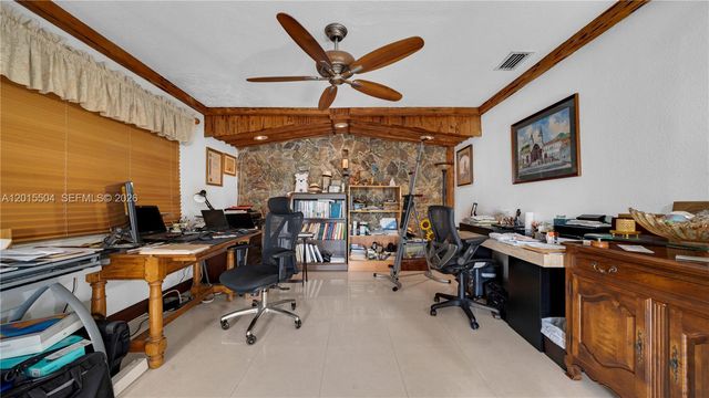 10435 SW 92nd St, Miami, FL 33176