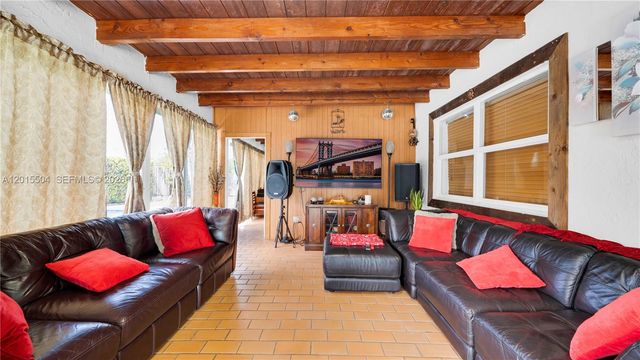 10435 SW 92nd St, Miami, FL 33176