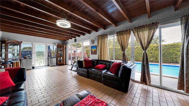10435 SW 92nd St, Miami, FL 33176