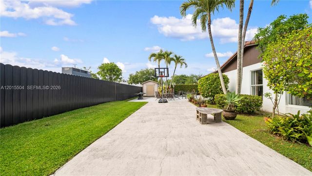 10435 SW 92nd St, Miami, FL 33176