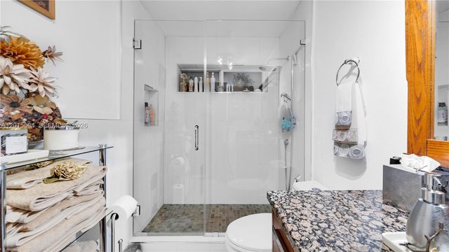 10435 SW 92nd St, Miami, FL 33176