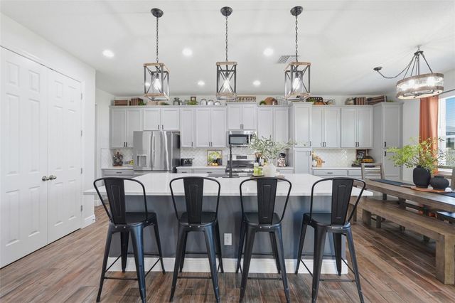 1218 BLARNEY STREET, Minneola, FL 34715