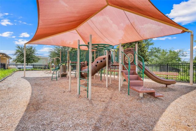 1218 BLARNEY STREET, Minneola, FL 34715