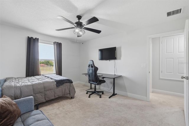 1218 BLARNEY STREET, Minneola, FL 34715