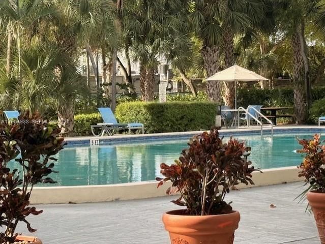 4550 NW 9th St 218E, Miami, FL 33126