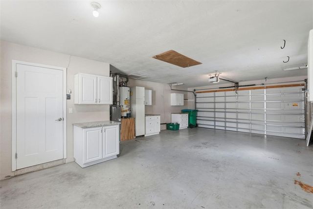 5669 45TH AVENUE N, Kenneth City, FL 33709
