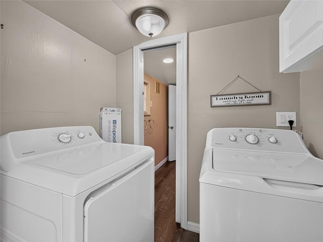 325 S 2ND STREET, Leesburg, FL 34748