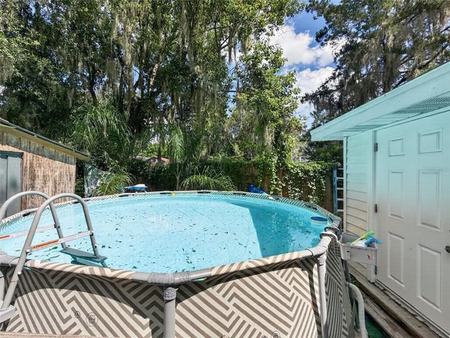 325 S 2ND STREET, Leesburg, FL 34748