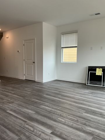 212 Darlington Drive, Dickson, TN 37055