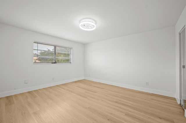 6000 NW 64th Avenue 303, Fort Lauderdale, FL 33319