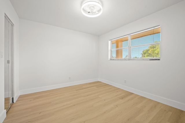 6000 NW 64th Avenue 303, Fort Lauderdale, FL 33319