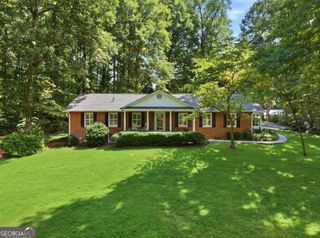 2306 E Cherokee Drive, Woodstock, GA 30188