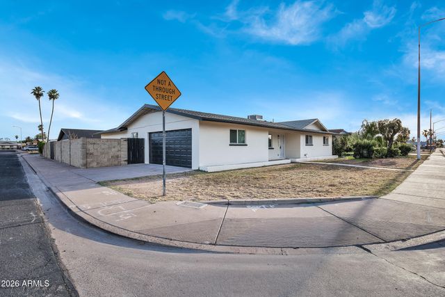 1033 W RIO SALADO Parkway, Mesa, AZ 85201