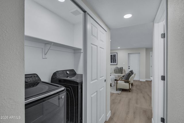 1033 W RIO SALADO Parkway, Mesa, AZ 85201