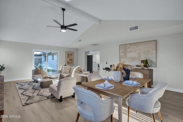 1033 W RIO SALADO Parkway, Mesa, AZ 85201