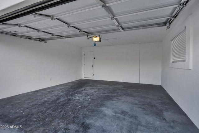 1033 W RIO SALADO Parkway, Mesa, AZ 85201