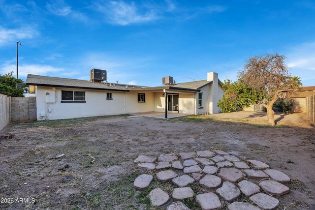 1033 W RIO SALADO Parkway, Mesa, AZ 85201