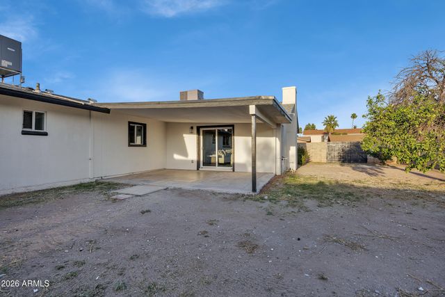 1033 W RIO SALADO Parkway, Mesa, AZ 85201