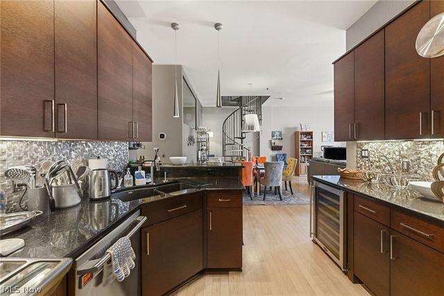 1951 W 26th Street 514, Cleveland, OH 44113