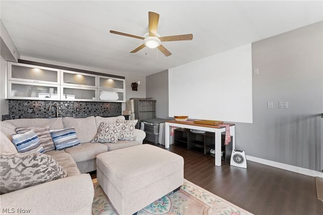 1951 W 26th Street 514, Cleveland, OH 44113