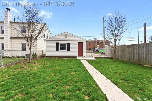 2343 3rd Street, Trenton, MI 48183