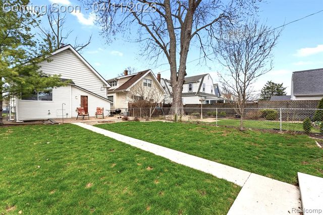 2343 3rd Street, Trenton, MI 48183