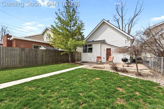2343 3rd Street, Trenton, MI 48183