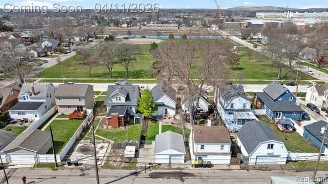 2343 3rd Street, Trenton, MI 48183