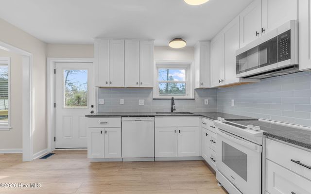 2347 Tulls Creek Road, Moyock, NC 27958