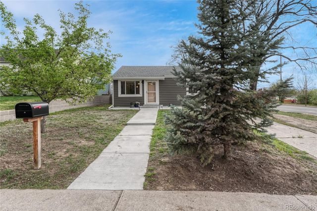 5195 Osceola Street, Denver, CO 80212