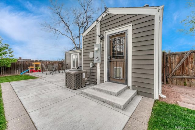 5195 Osceola Street, Denver, CO 80212