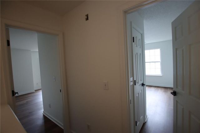 2256 Dresden Green NW, Kennesaw, GA 30144