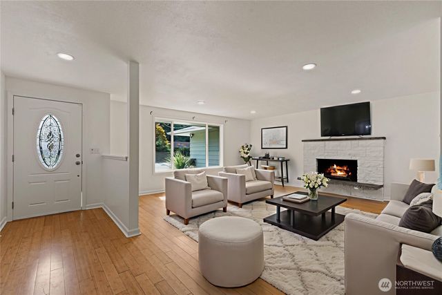 2217 122nd Place SE, Everett, WA 98208