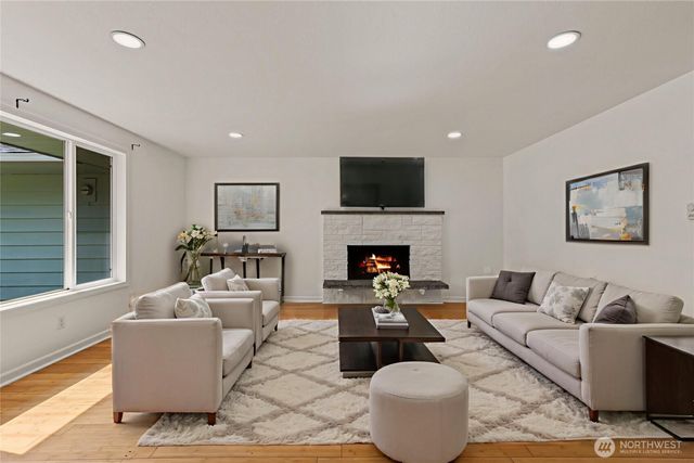2217 122nd Place SE, Everett, WA 98208