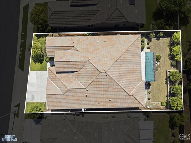 9909 Stockholm Place, Bakersfield, CA 93306
